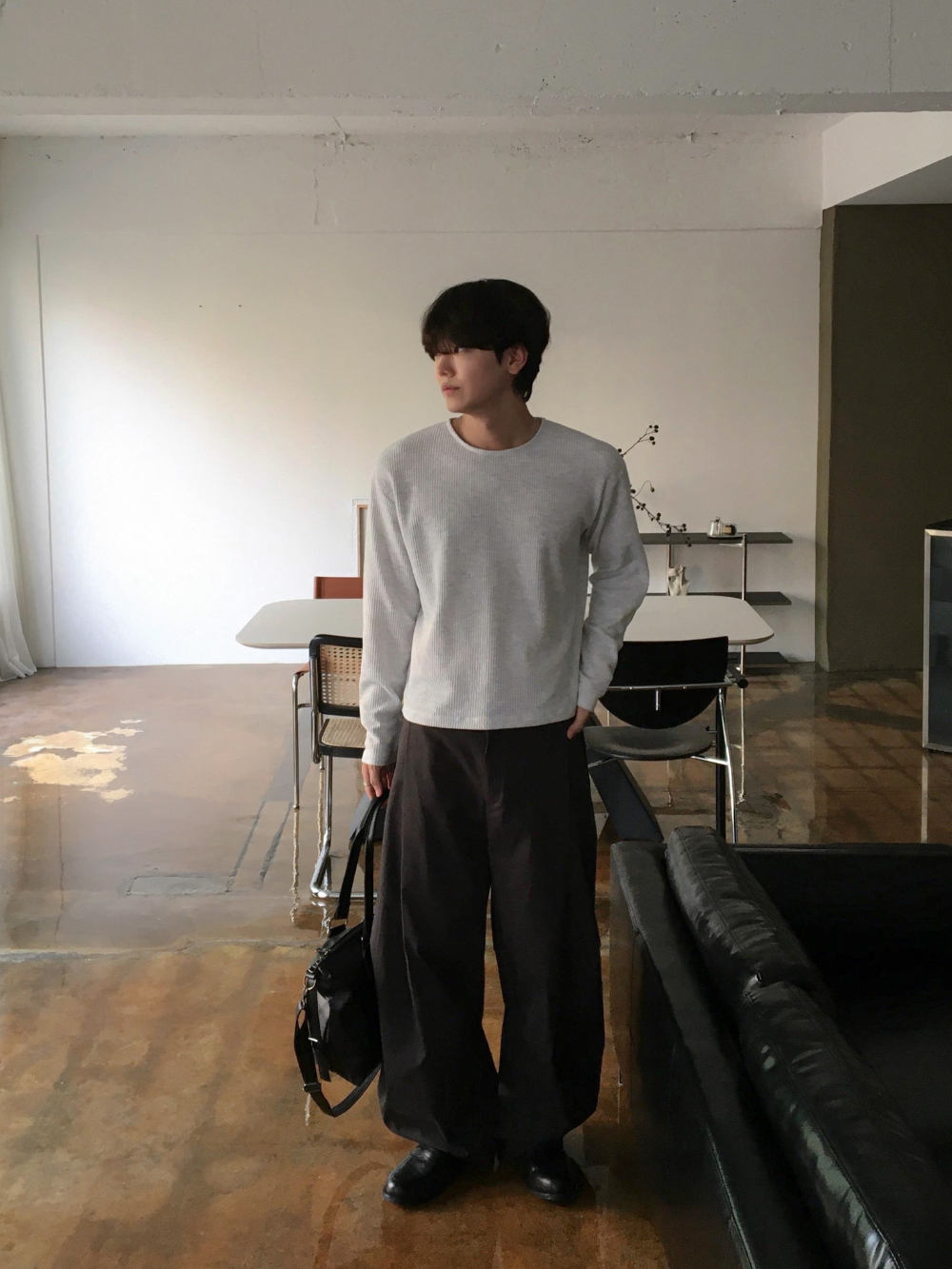 바지 모델 착용 이미지-S172L57