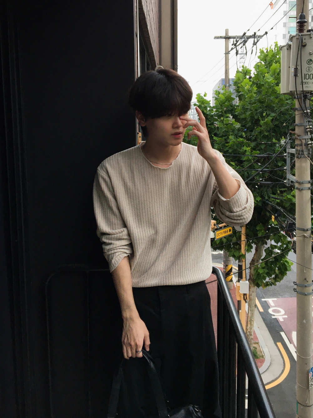 바지 모델 착용 이미지-S172L35