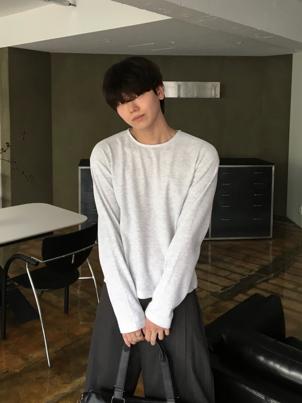 바지 모델 착용 이미지-S172L73