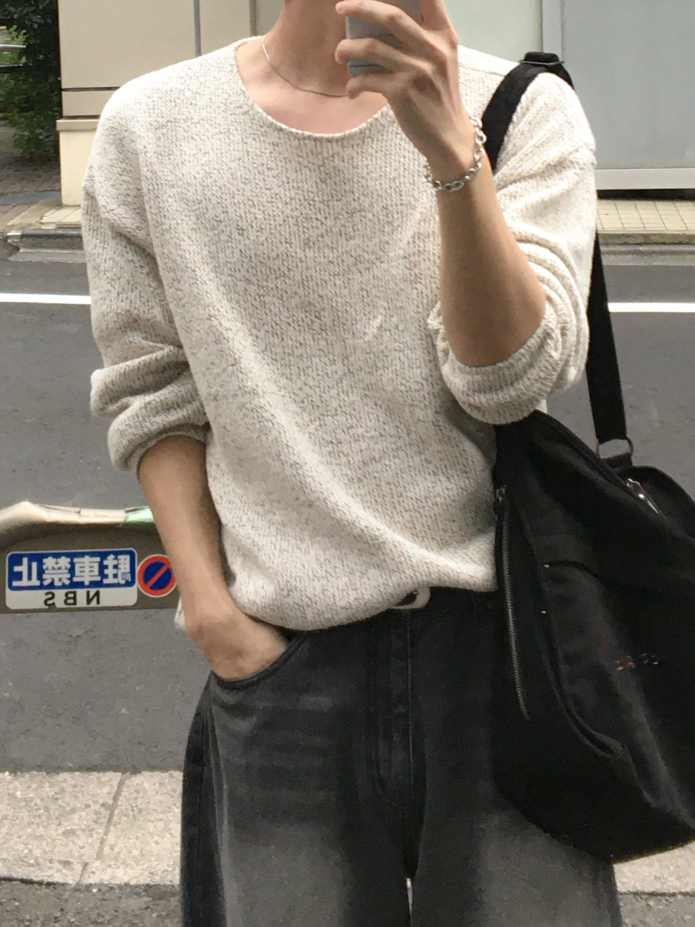 긴팔 티셔츠 모델 착용 이미지-S170L20