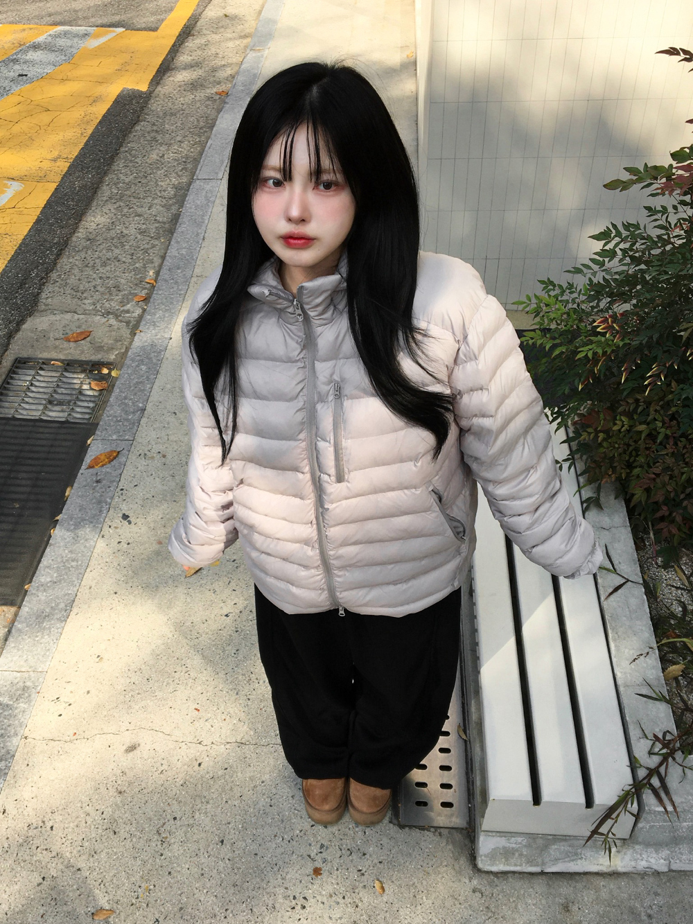 패딩 모델 착용 이미지-S195L35