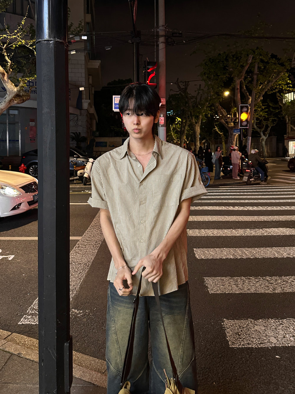 악세사리 모델 착용 이미지-S223L17