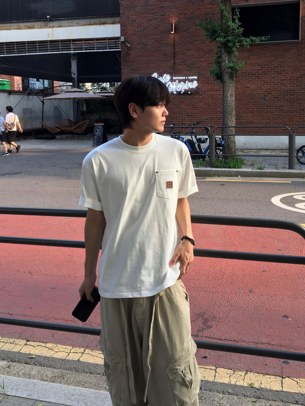 바지 모델 착용 이미지-S156L22