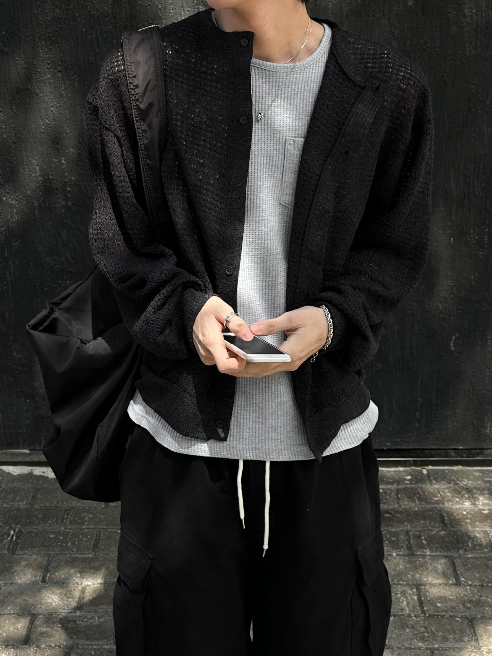 민소매 모델 착용 이미지-S230L57
