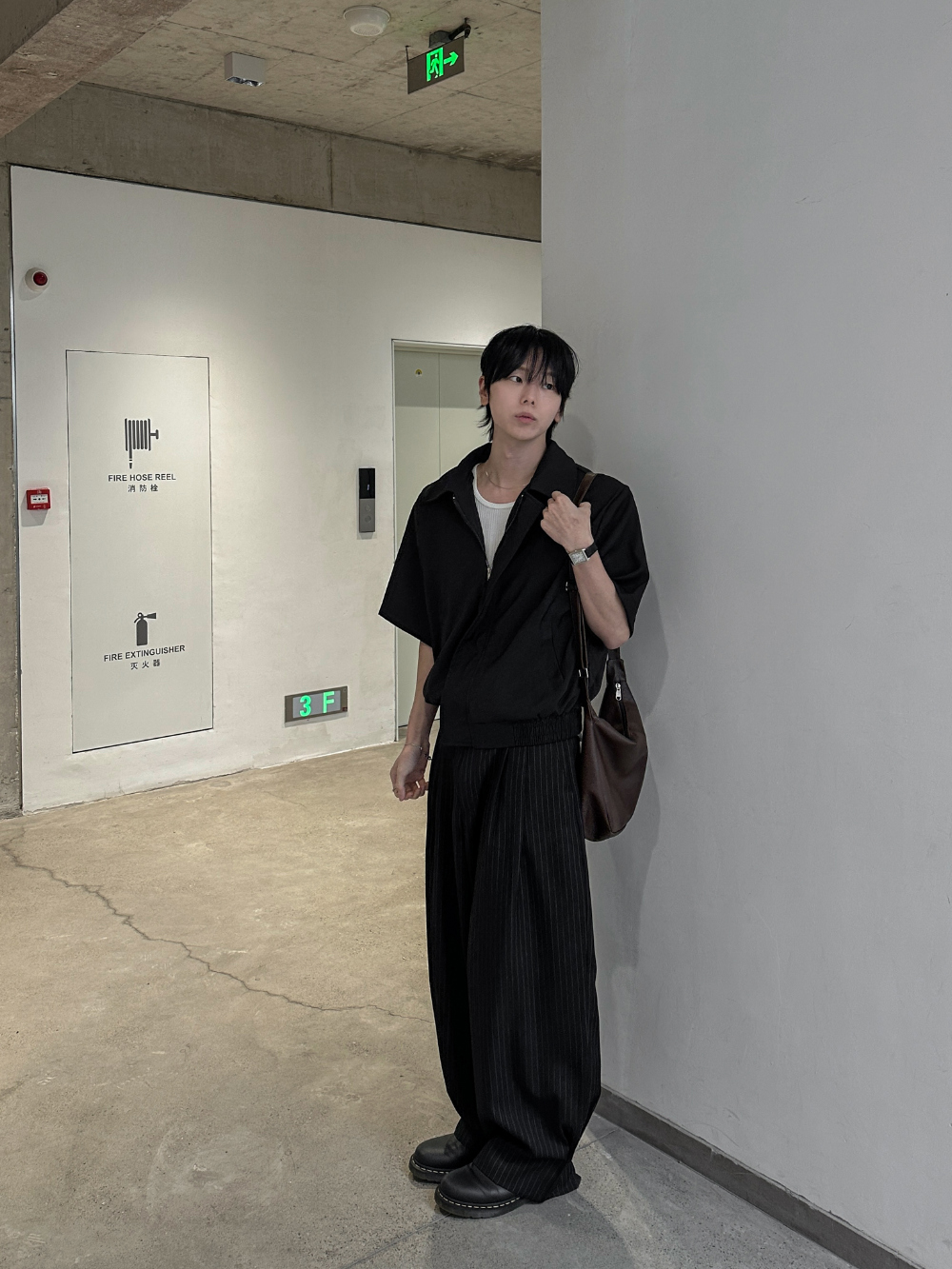 악세사리 모델 착용 이미지-S154L25