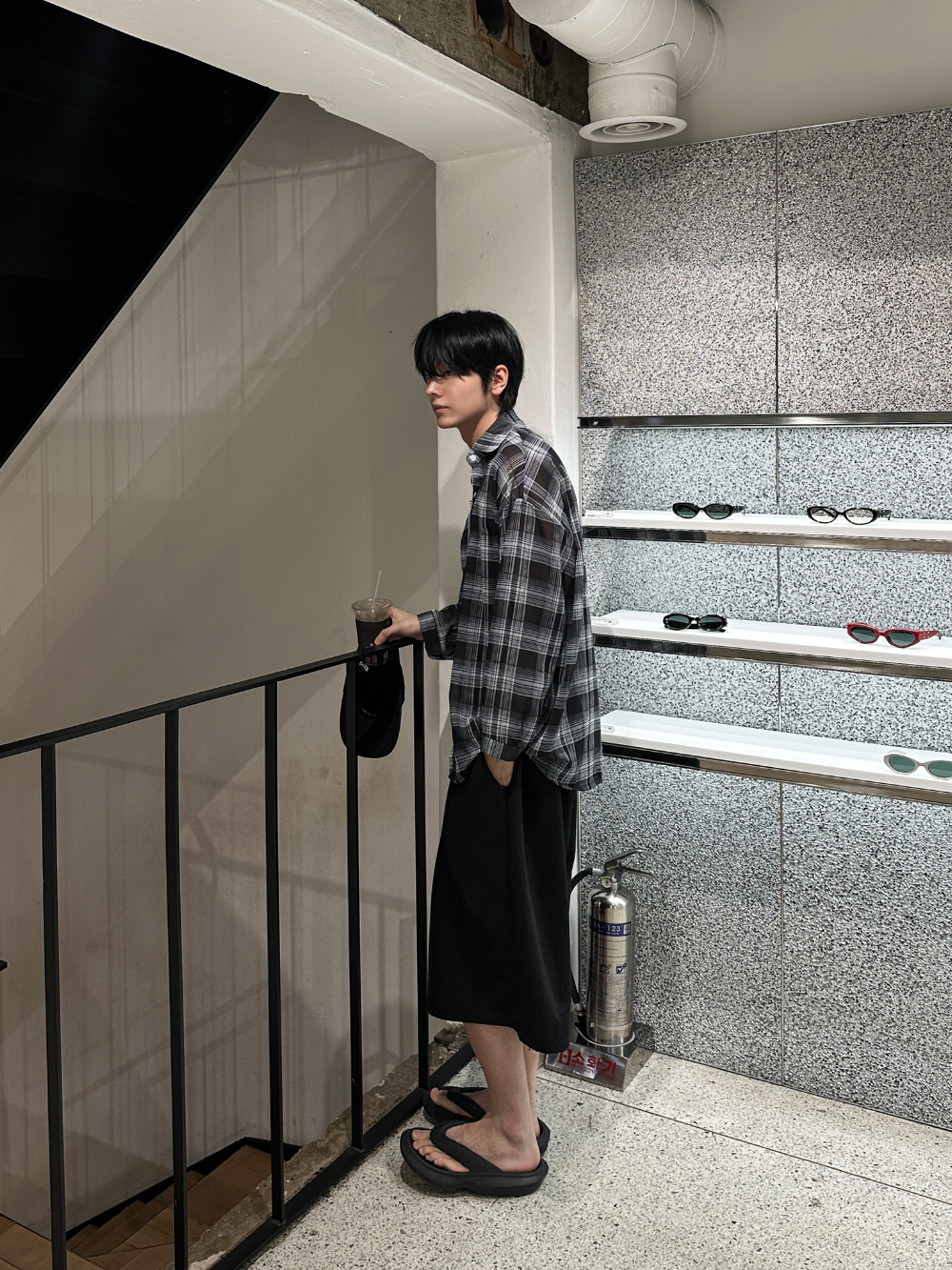 바지 모델 착용 이미지-S260L21