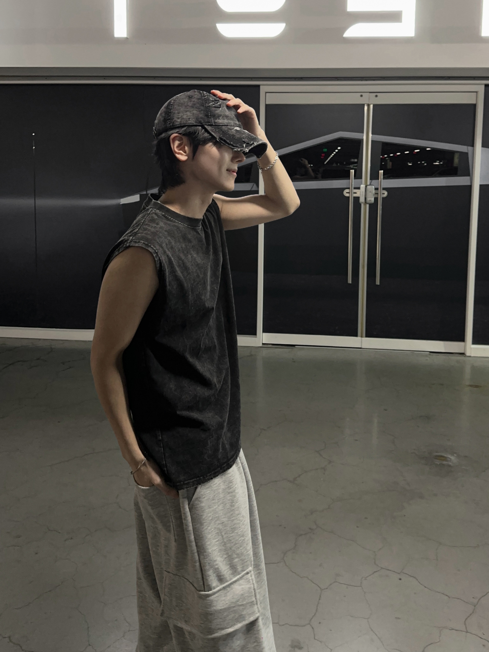 모자 모델 착용 이미지-S15L17