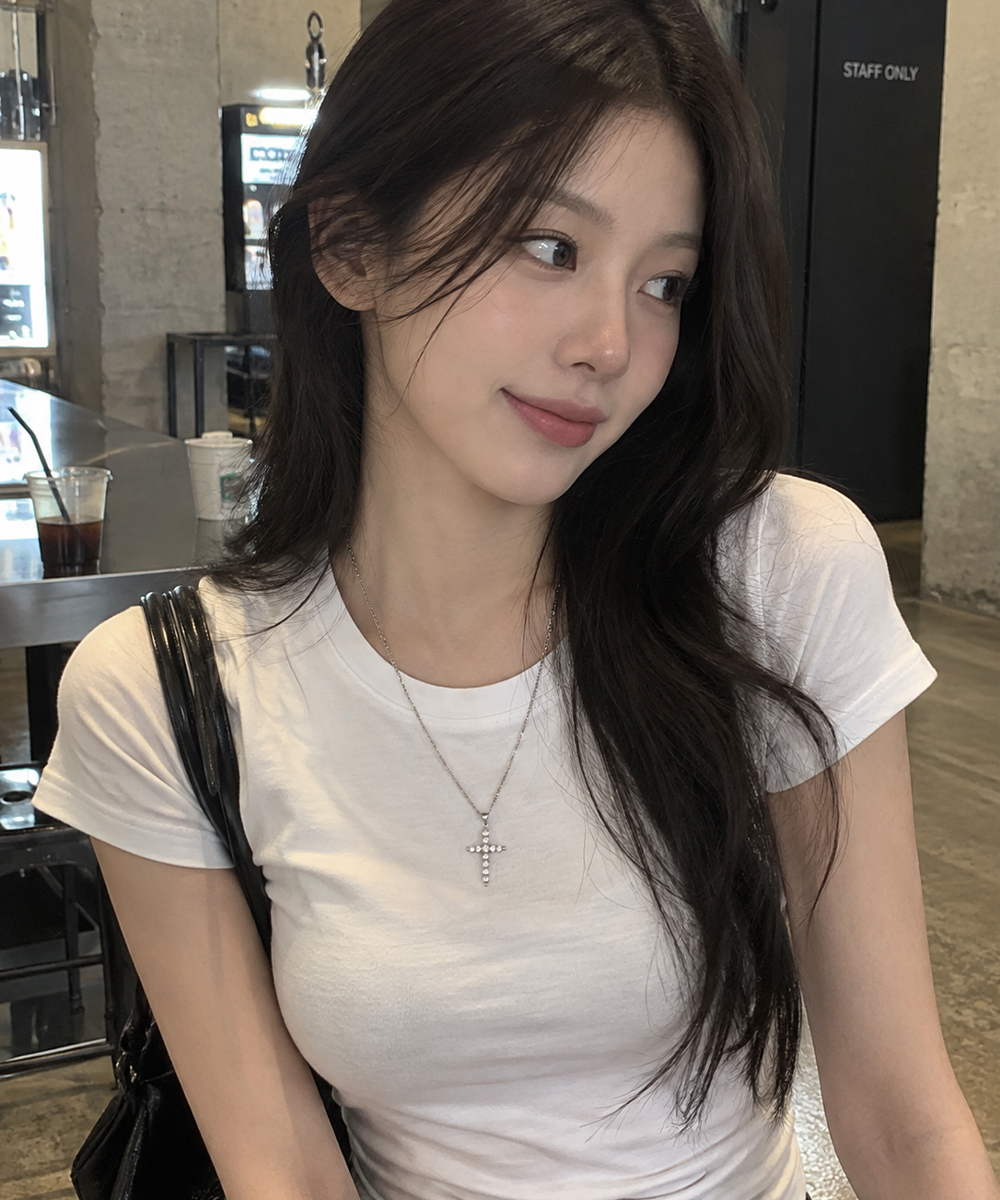 악세사리 모델 착용 이미지-S54L11
