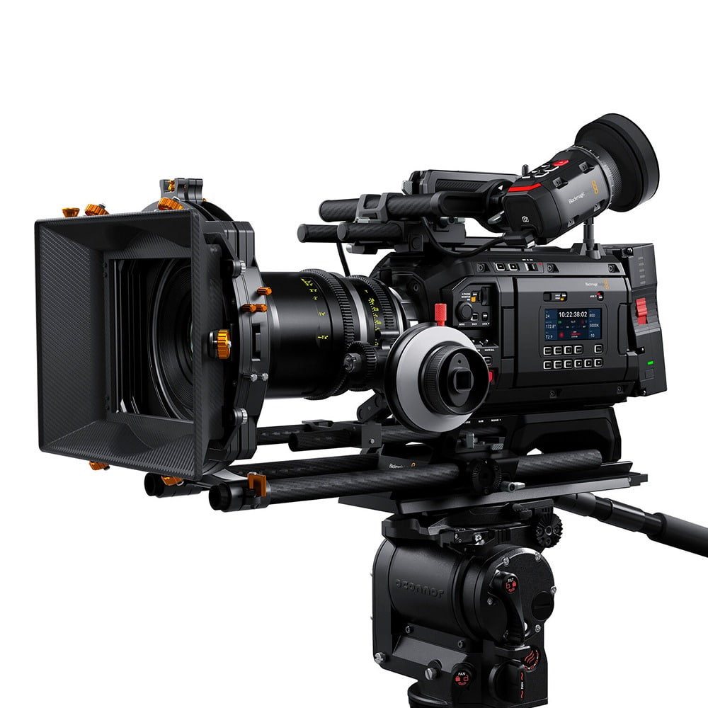 블랙매직디자인 URSA CINE 12K + EVF