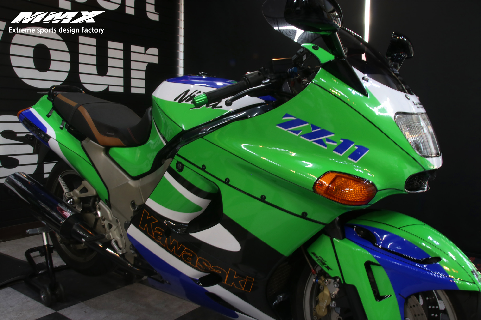 ZX-11 / Green Retro Custom Design - MMX19