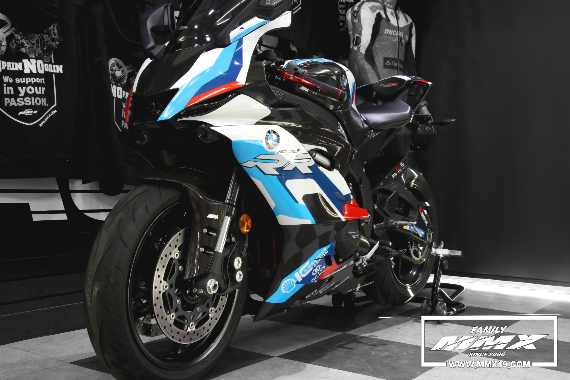 YZF R3 / BMW M1000RR Concept Custom Design | MMX19