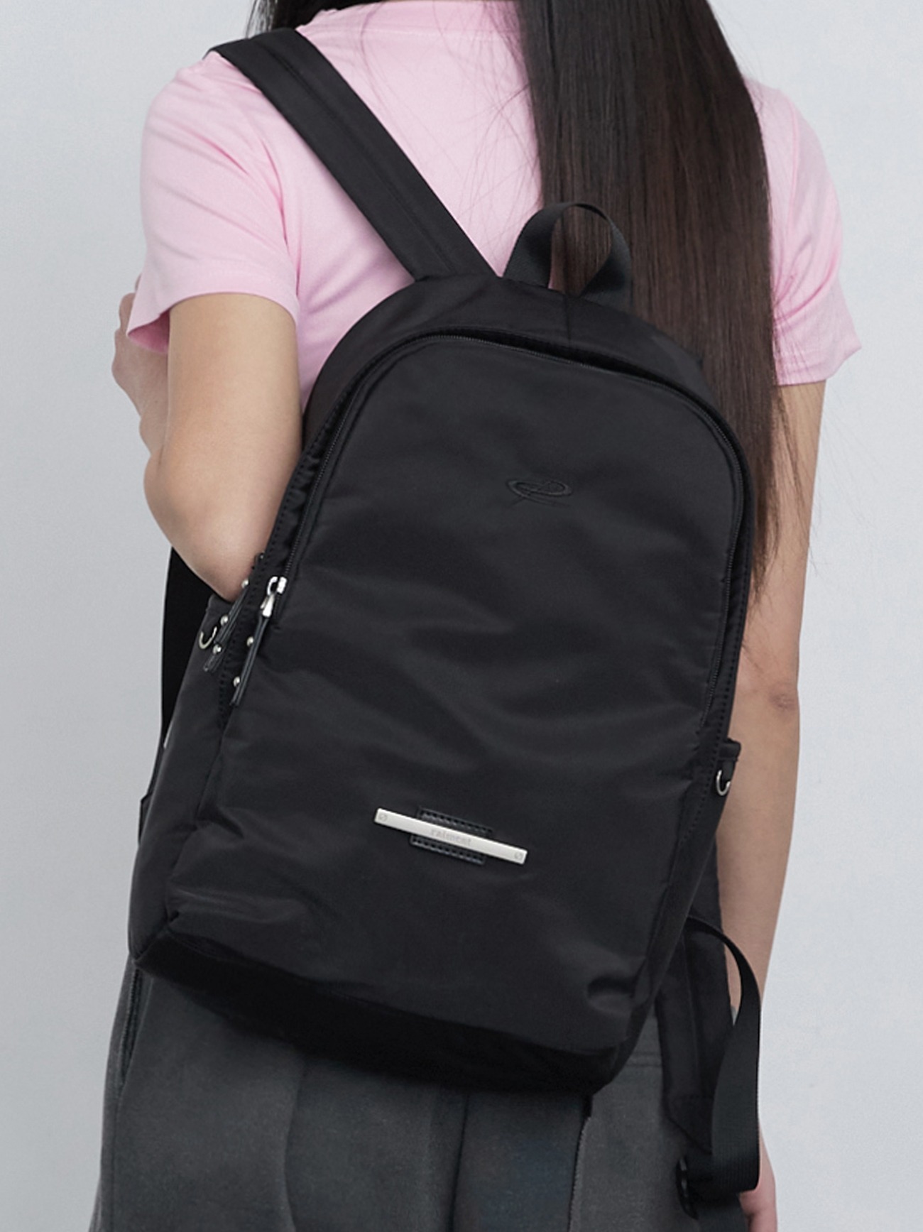 Logo Point Backpack_Black - RAIMENT