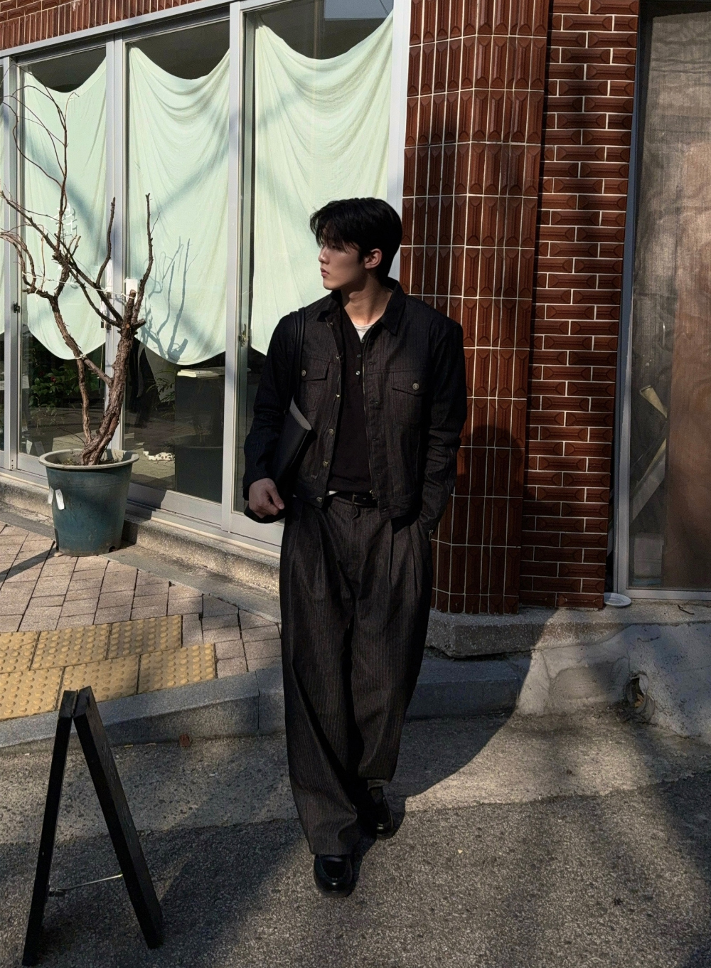 재킷 모델 착용 이미지-S1L33