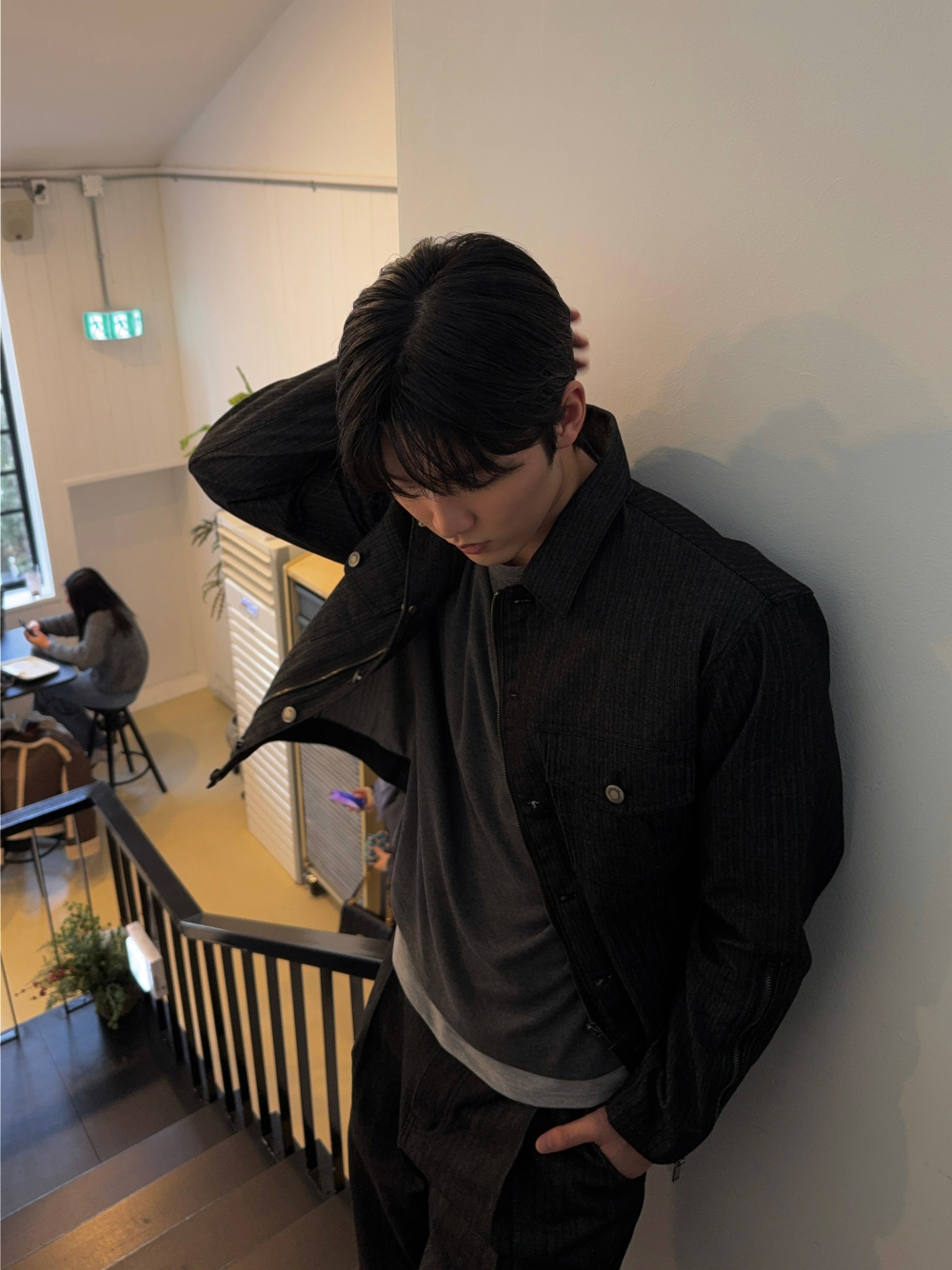 재킷 모델 착용 이미지-S1L41