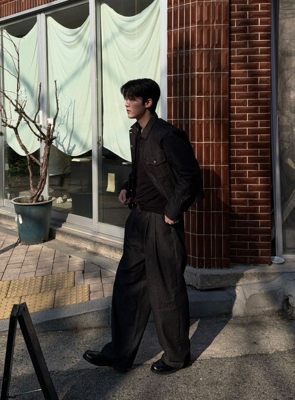 재킷 모델 착용 이미지-S1L35