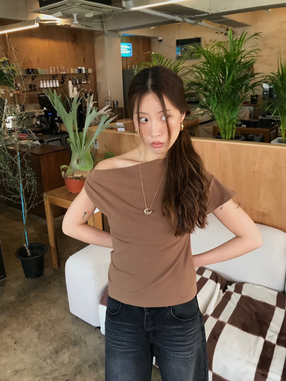 드레스 모델 착용 이미지-S1L23