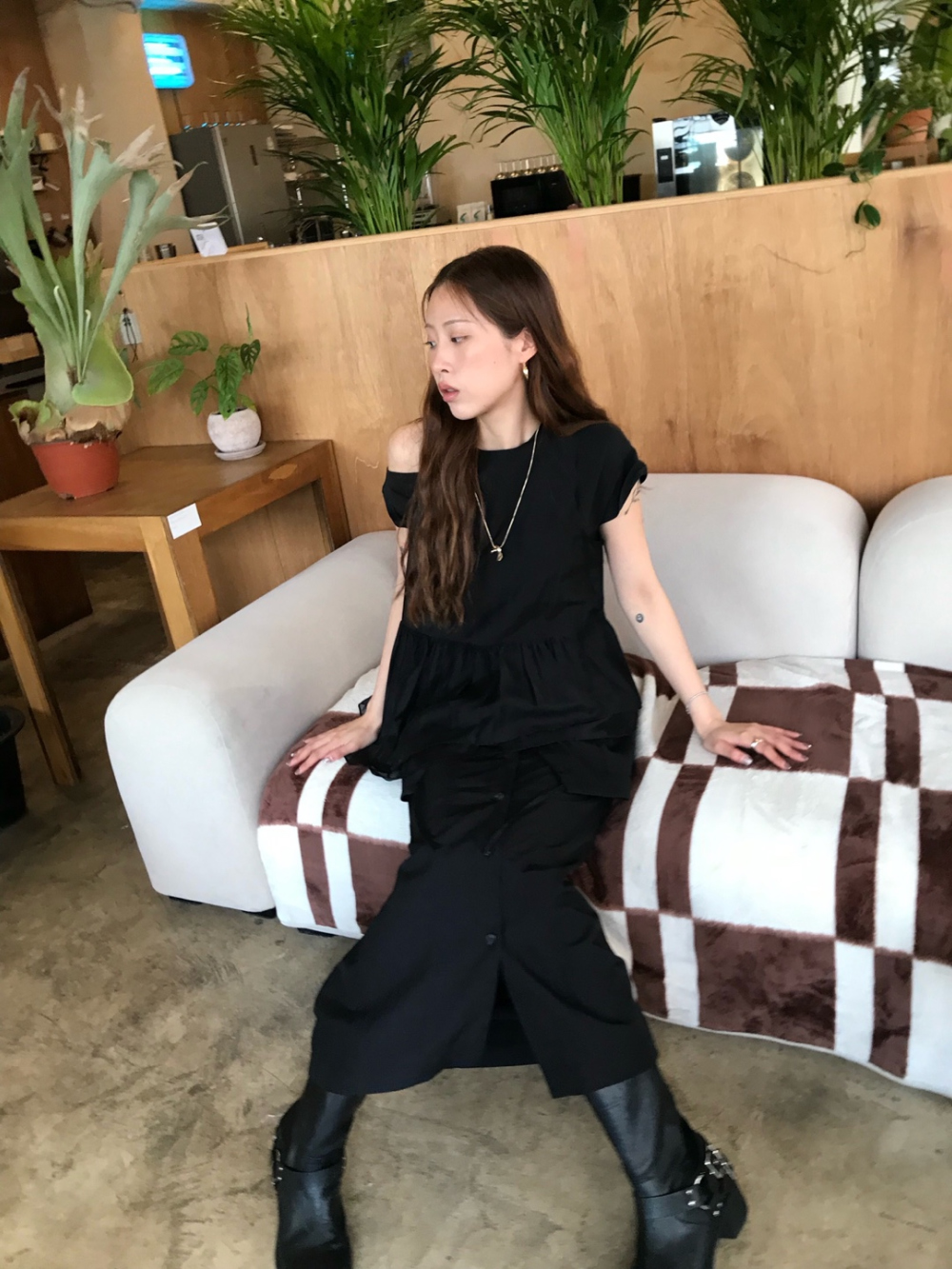 드레스 모델 착용 이미지-S1L43