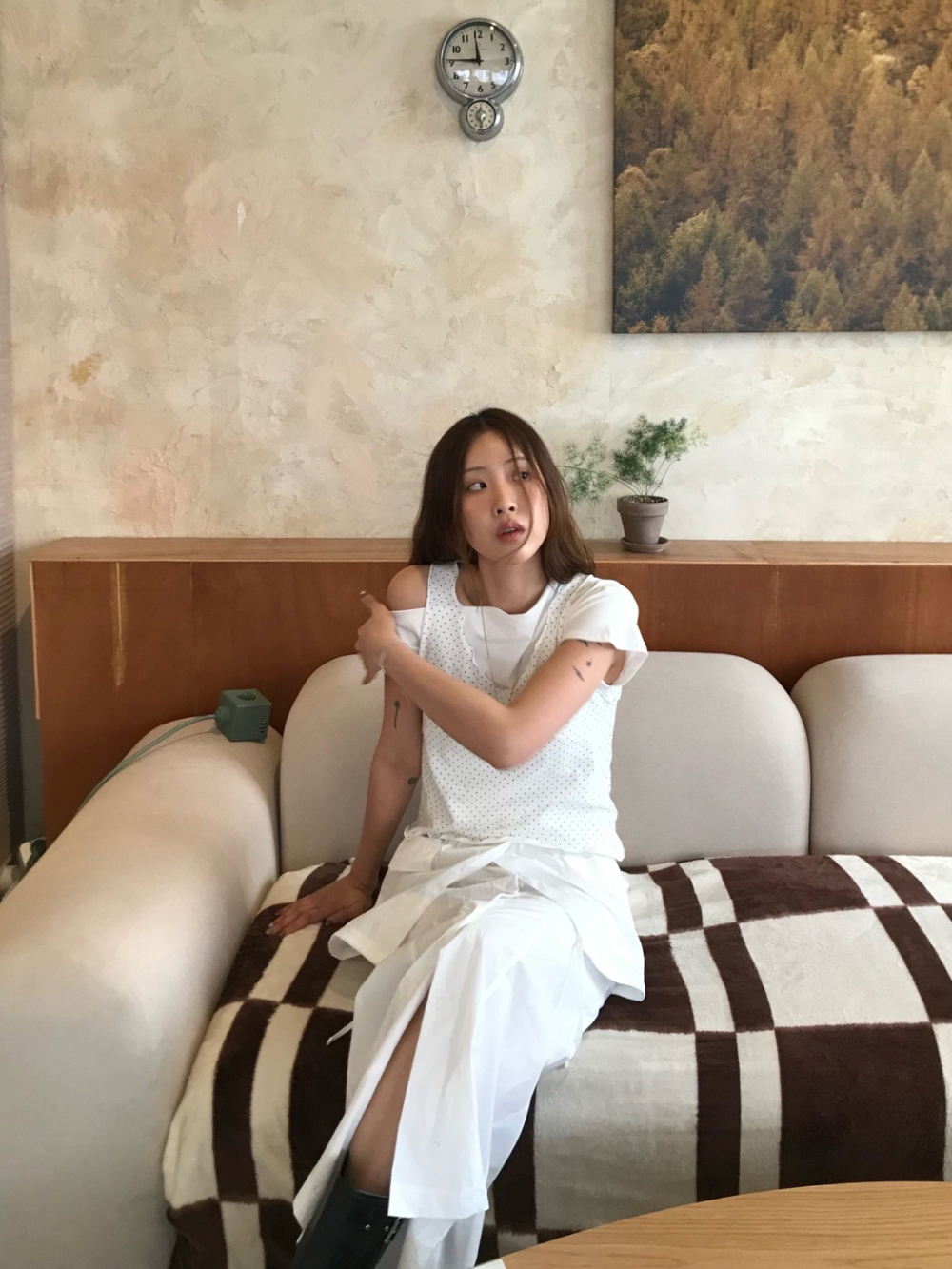 드레스 모델 착용 이미지-S1L28