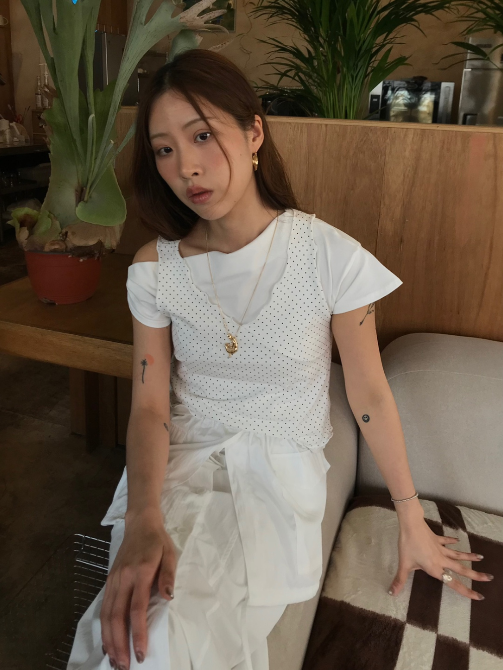 드레스 모델 착용 이미지-S1L35