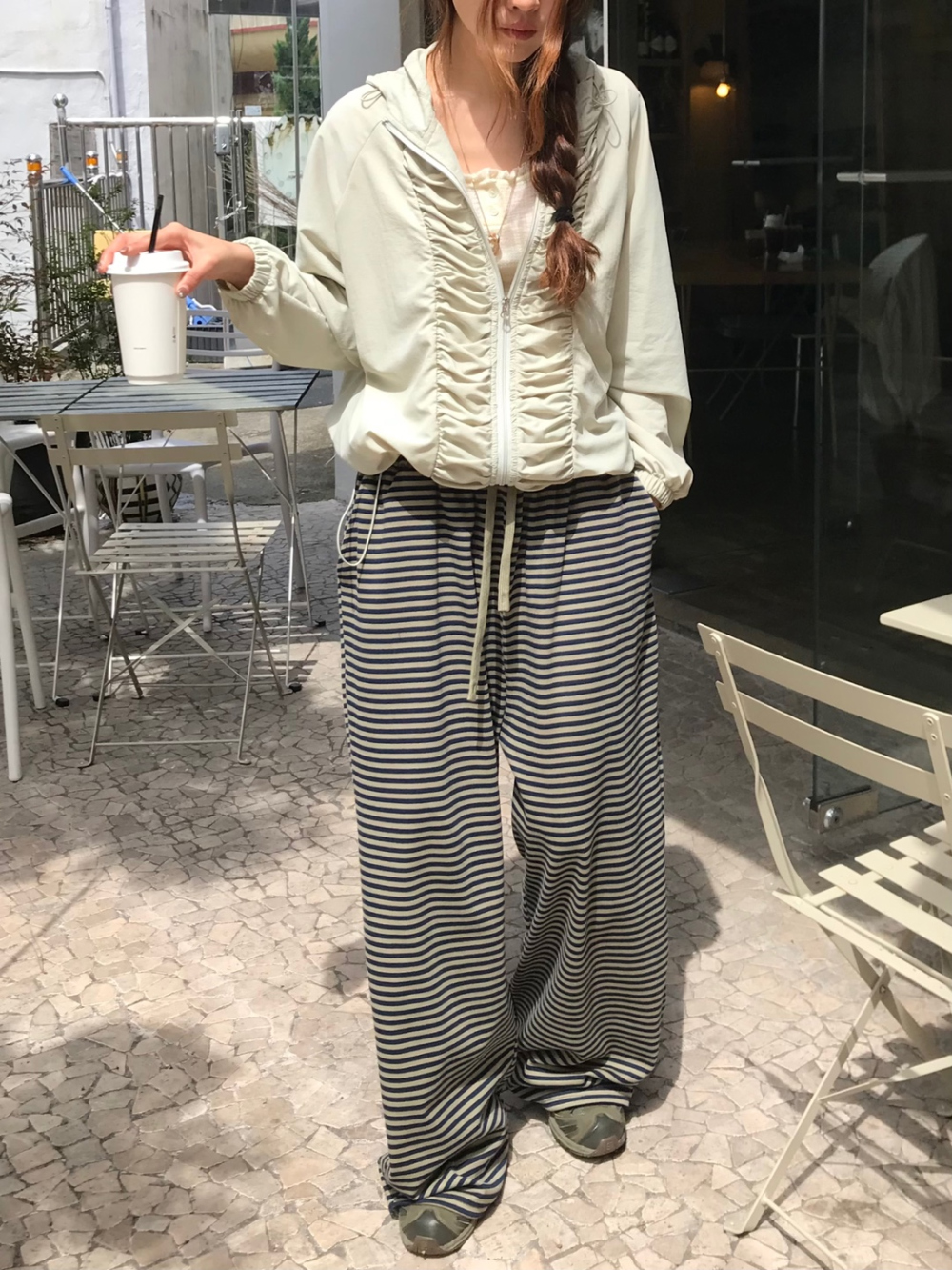 긴팔 티셔츠 모델 착용 이미지-S1L28