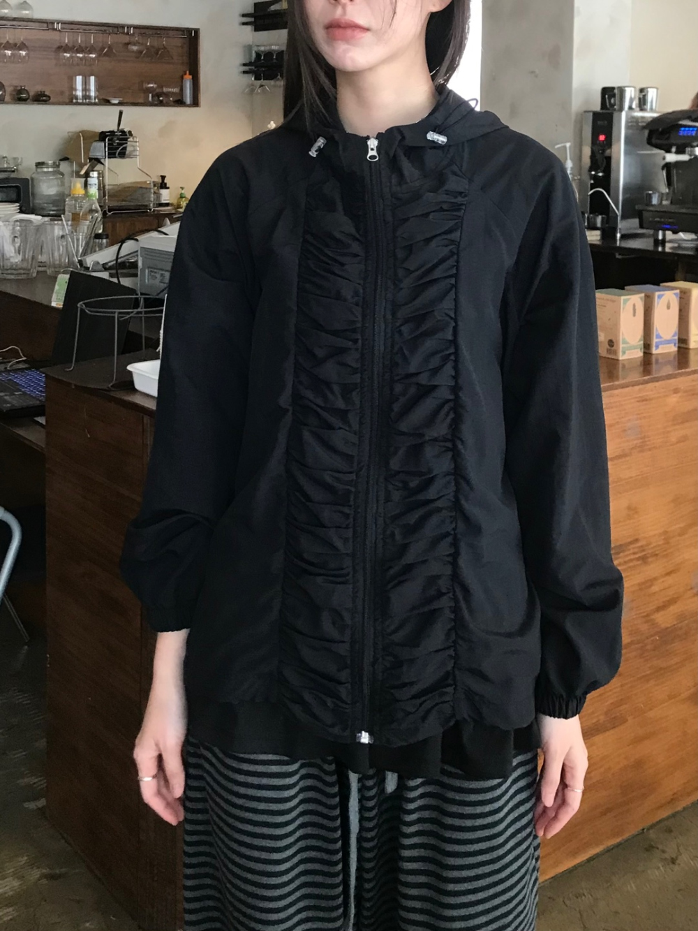 긴팔 티셔츠 모델 착용 이미지-S1L40