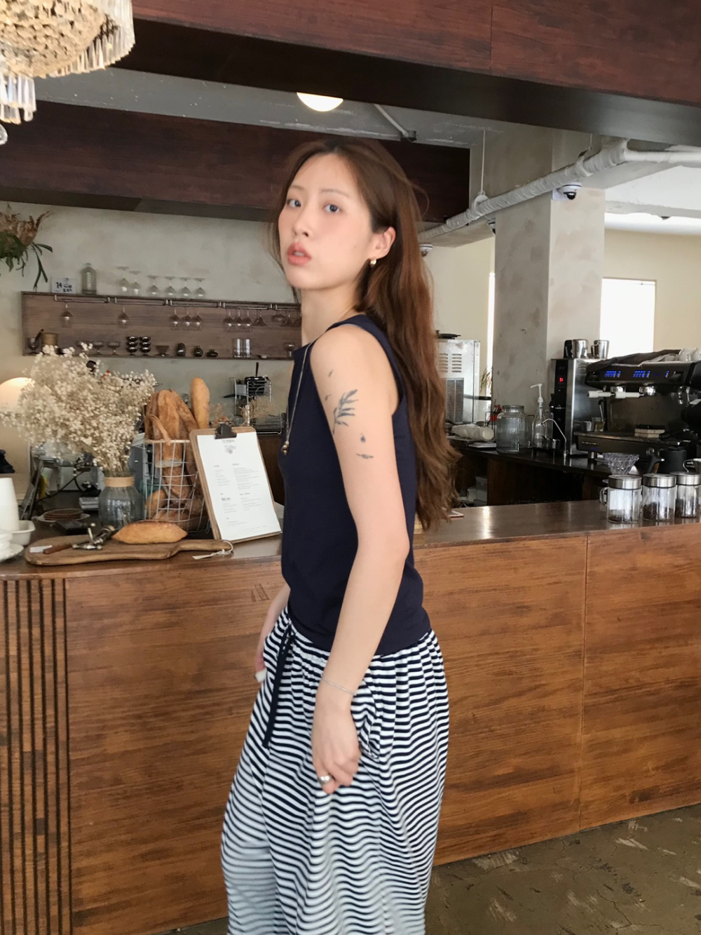 드레스 모델 착용 이미지-S1L27