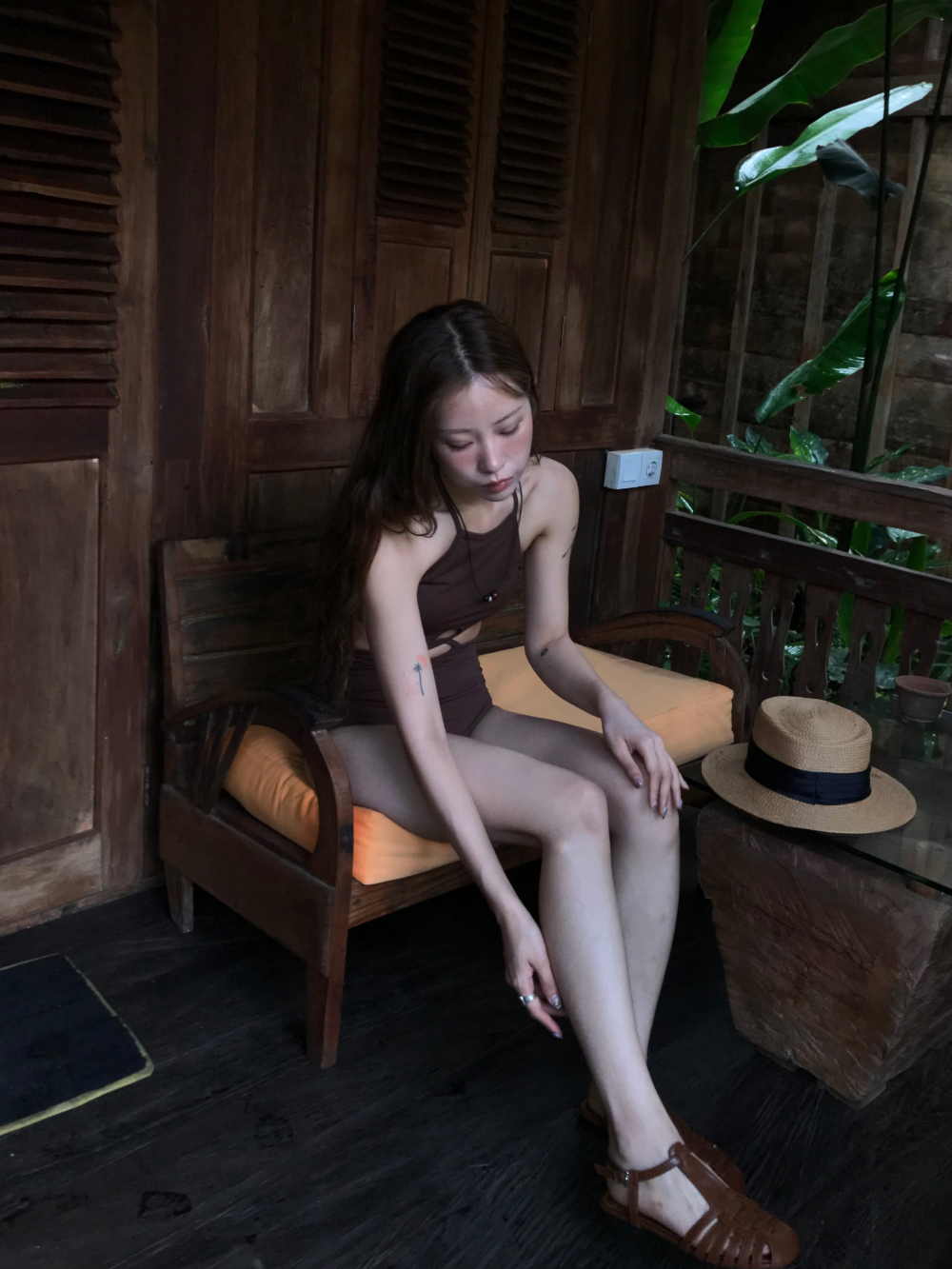 드레스 모델 착용 이미지-S1L23