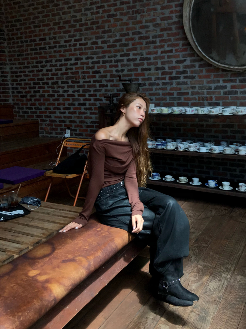 드레스 모델 착용 이미지-S1L4