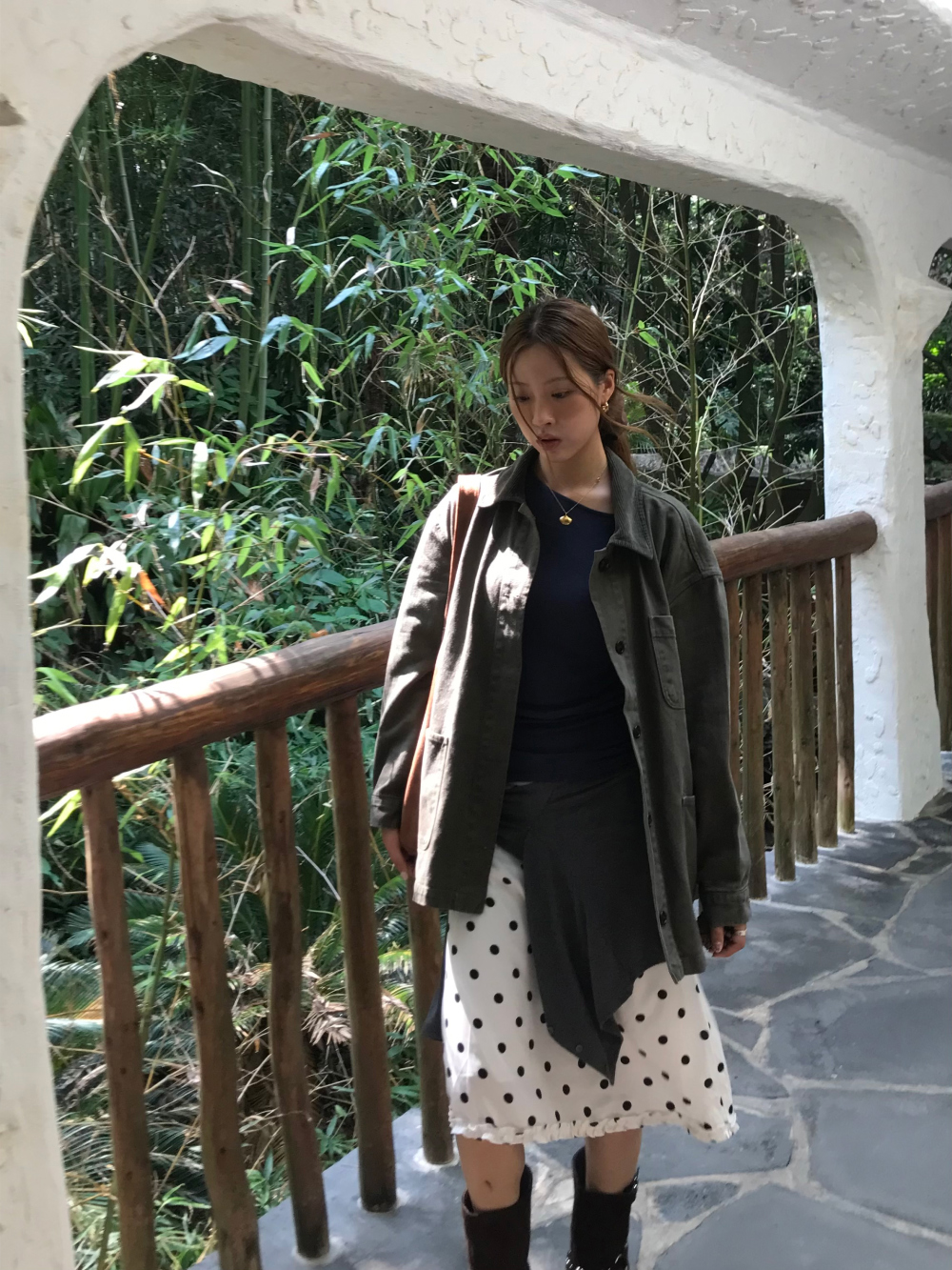 코트 모델 착용 이미지-S1L45