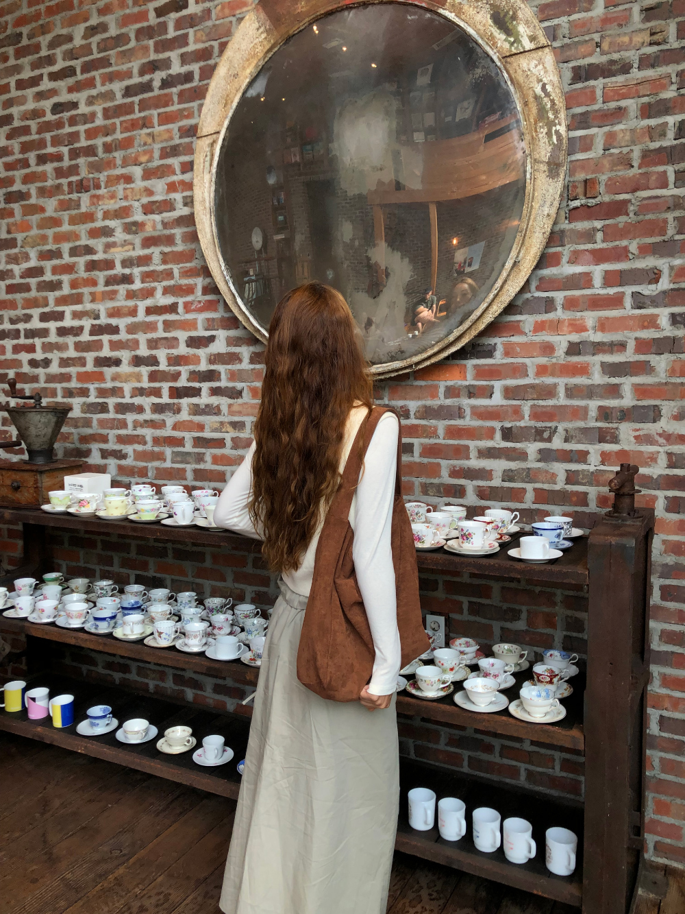 드레스 모델 착용 이미지-S1L37