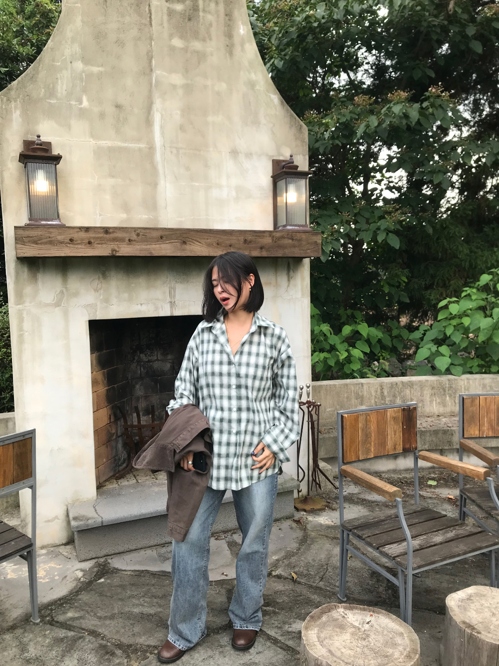 블라우스 모델 착용 이미지-S1L47