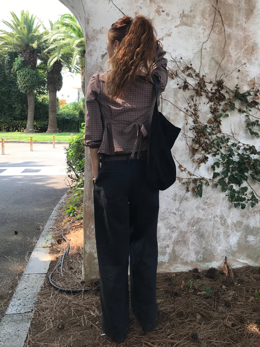 블라우스 모델 착용 이미지-S1L47