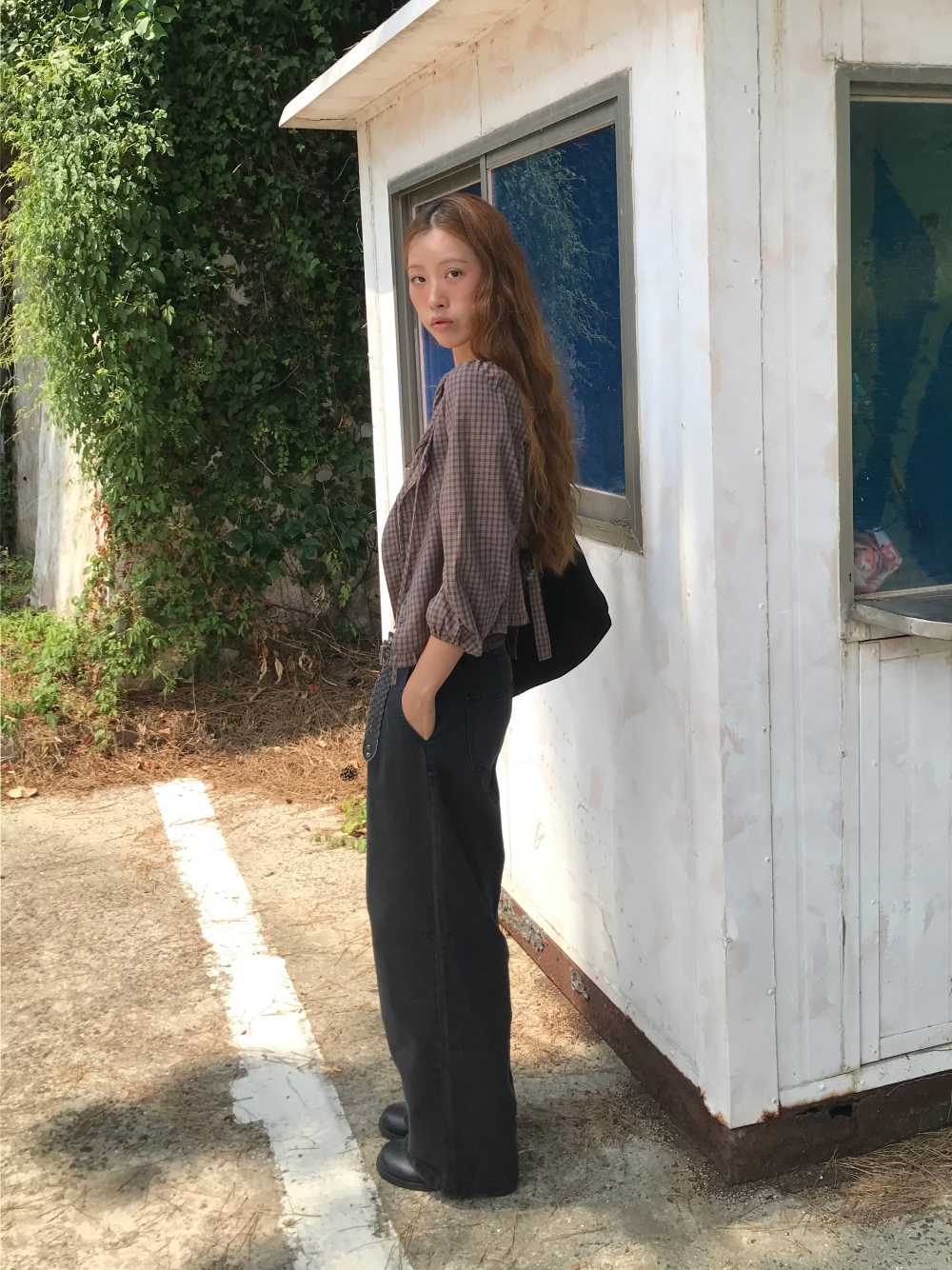 블라우스 모델 착용 이미지-S1L42