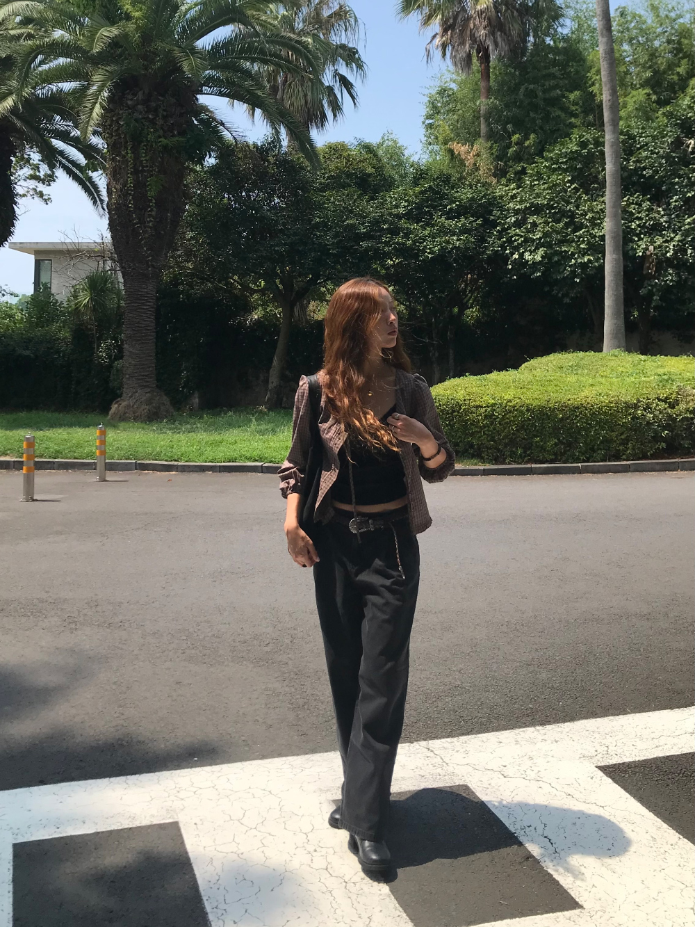 블라우스 모델 착용 이미지-S1L46