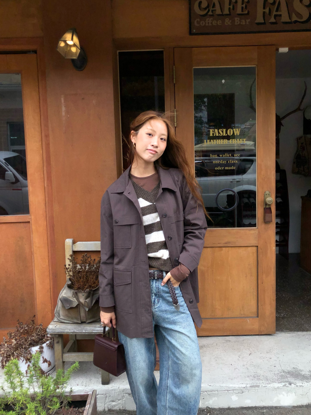 긴팔 티셔츠 모델 착용 이미지-S1L38