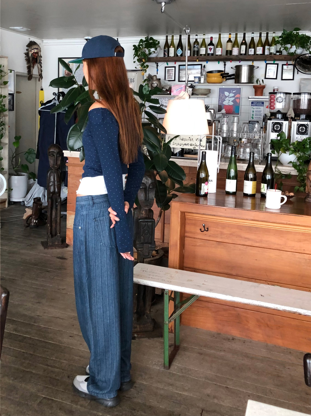 긴팔 티셔츠 모델 착용 이미지-S1L46