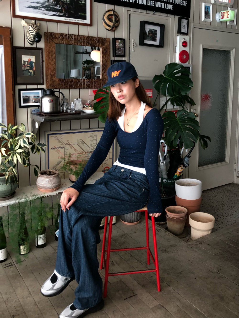 긴팔 티셔츠 모델 착용 이미지-S1L44