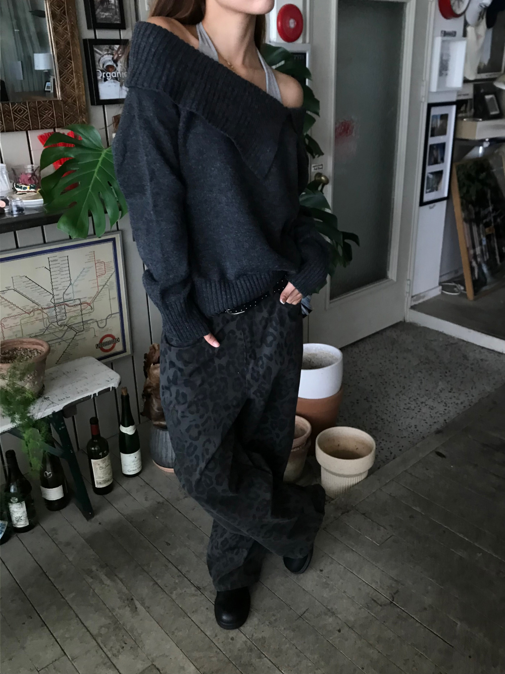 긴팔 티셔츠 모델 착용 이미지-S1L55