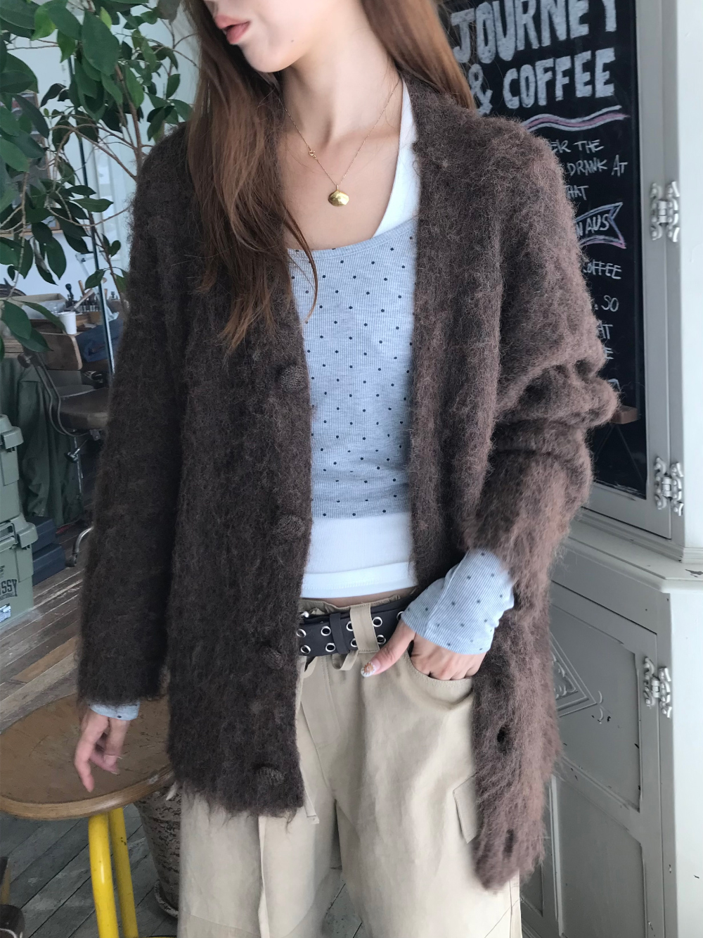 긴팔 티셔츠 모델 착용 이미지-S1L27