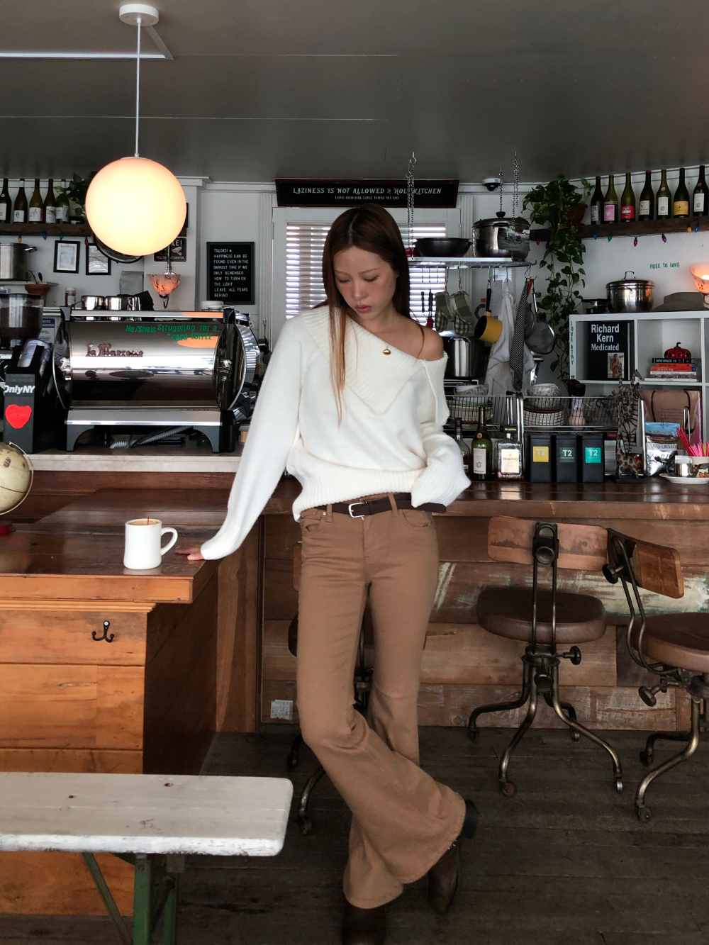 긴팔 티셔츠 모델 착용 이미지-S1L62