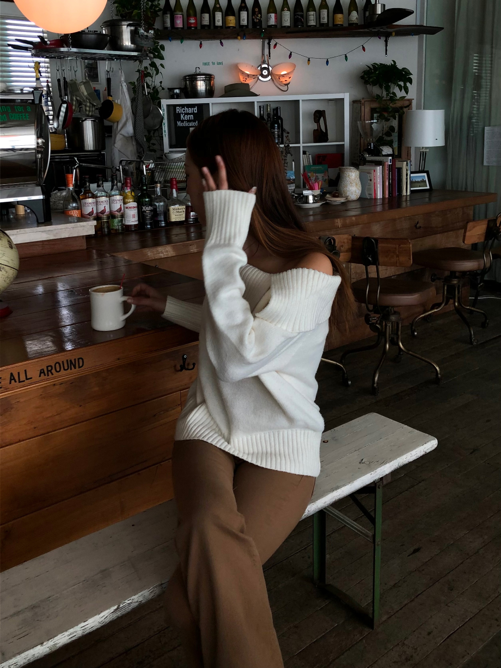 긴팔 티셔츠 모델 착용 이미지-S1L68