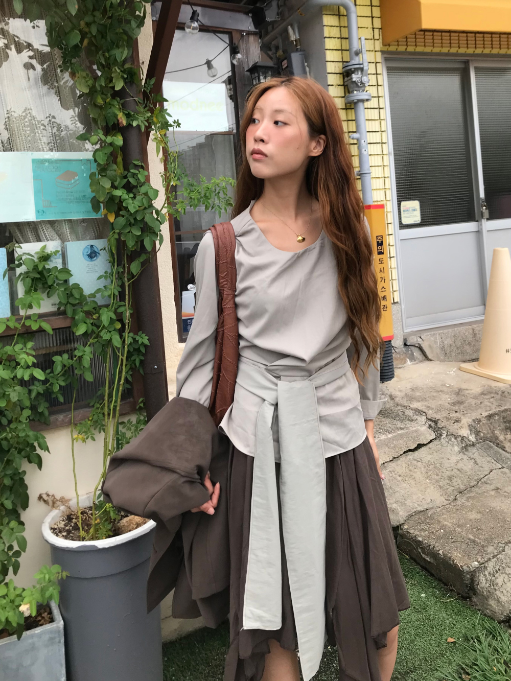 드레스 모델 착용 이미지-S1L51