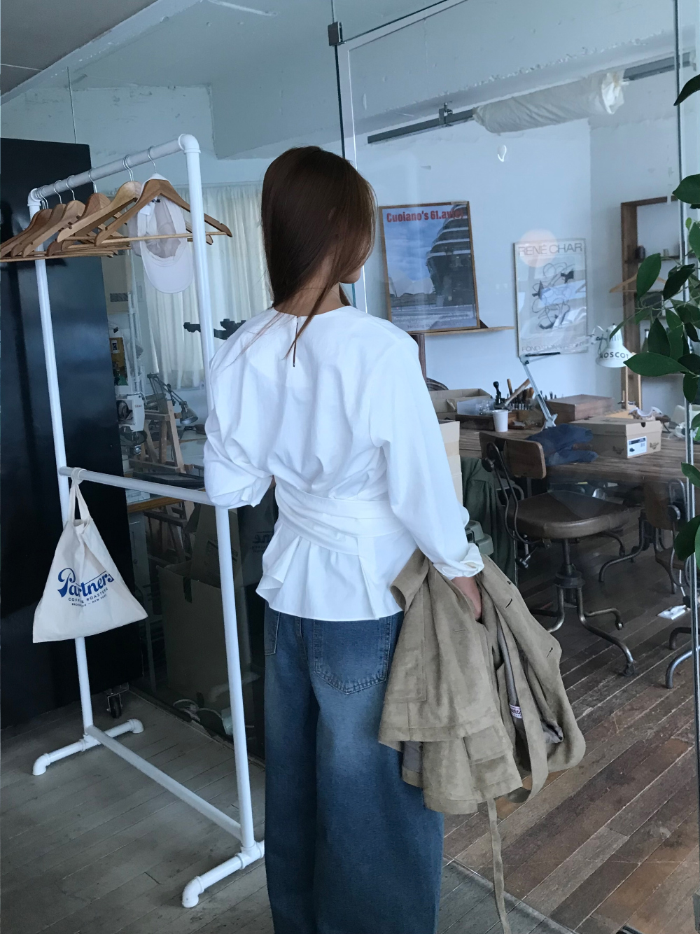 드레스 모델 착용 이미지-S1L47