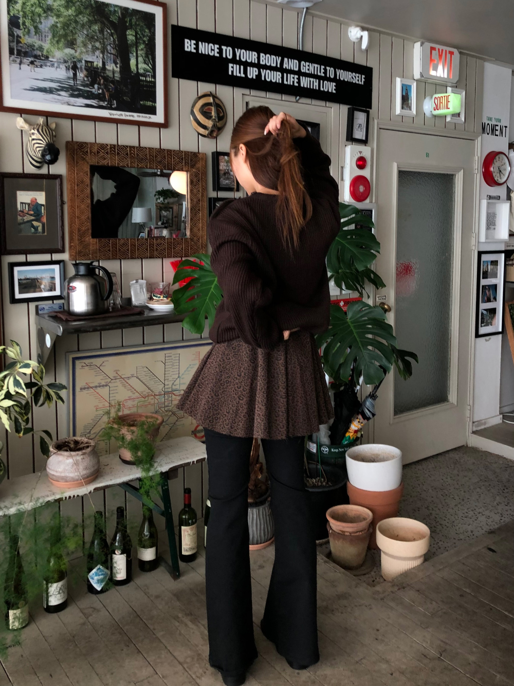 긴팔 티셔츠 모델 착용 이미지-S1L40