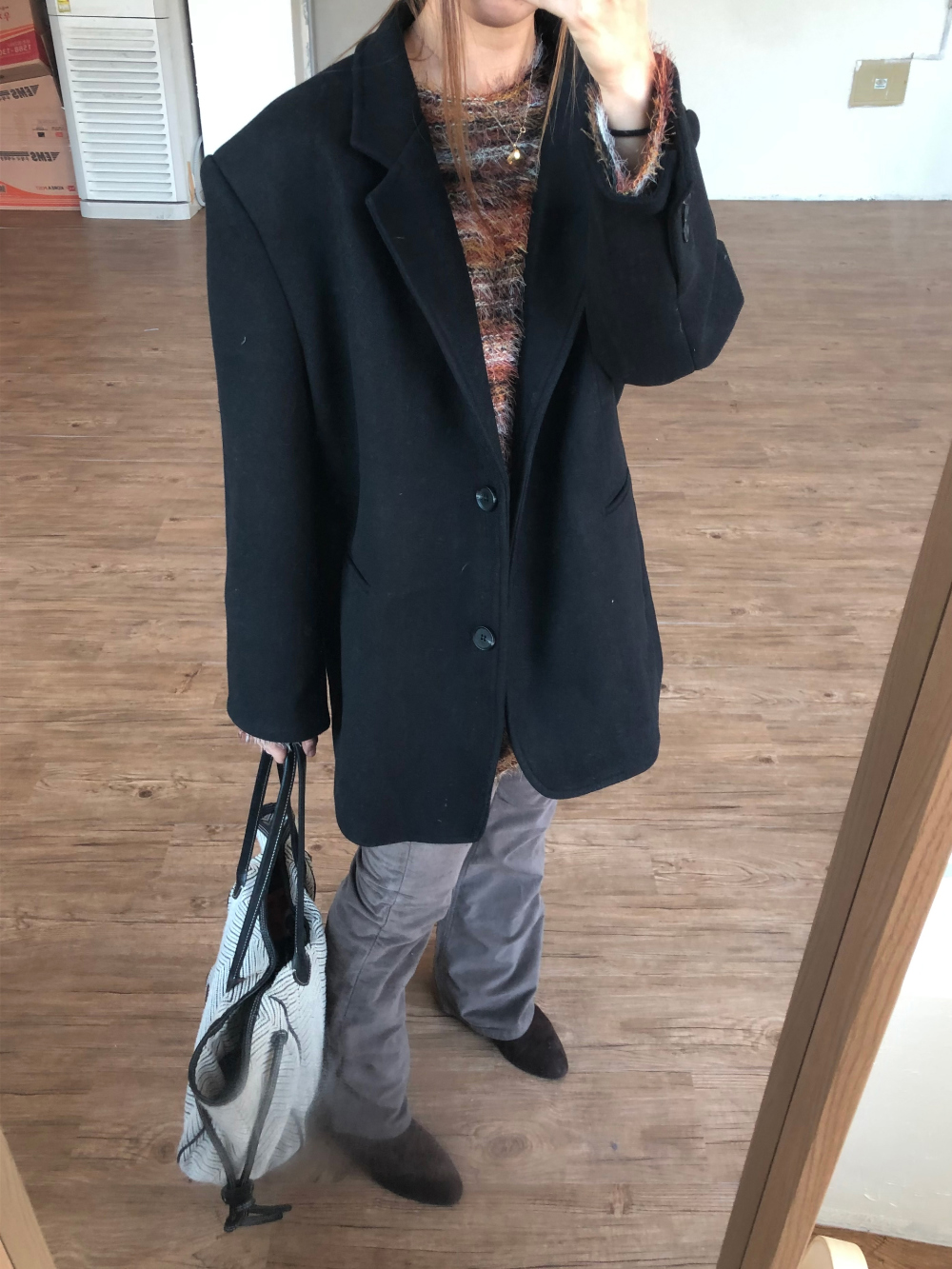 긴팔 티셔츠 모델 착용 이미지-S1L40