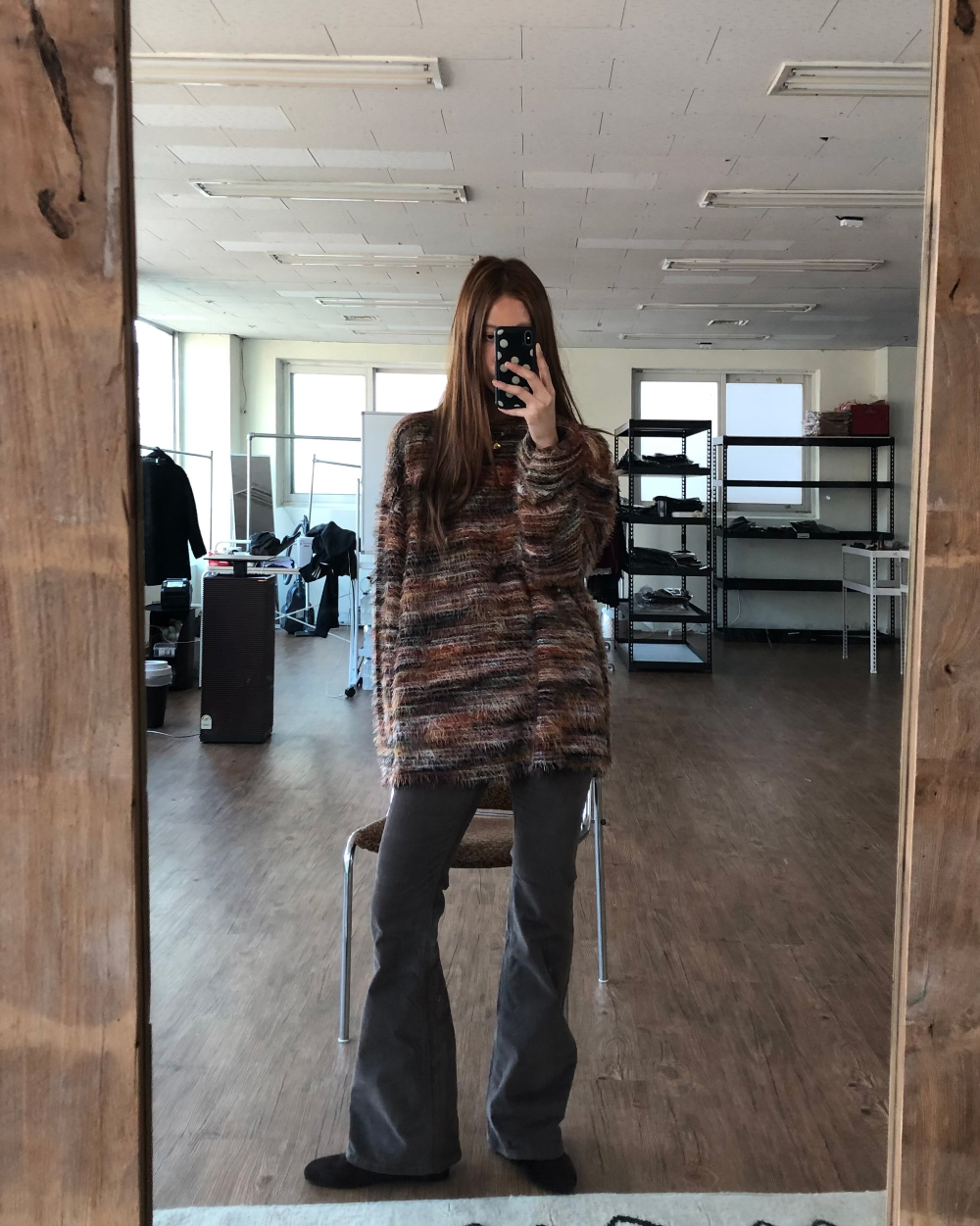 긴팔 티셔츠 모델 착용 이미지-S1L39