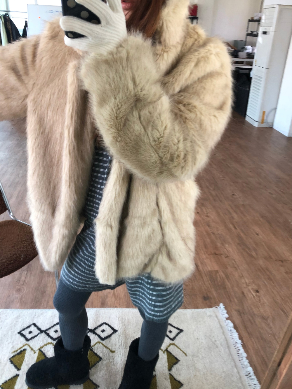 코트 모델 착용 이미지-S1L58