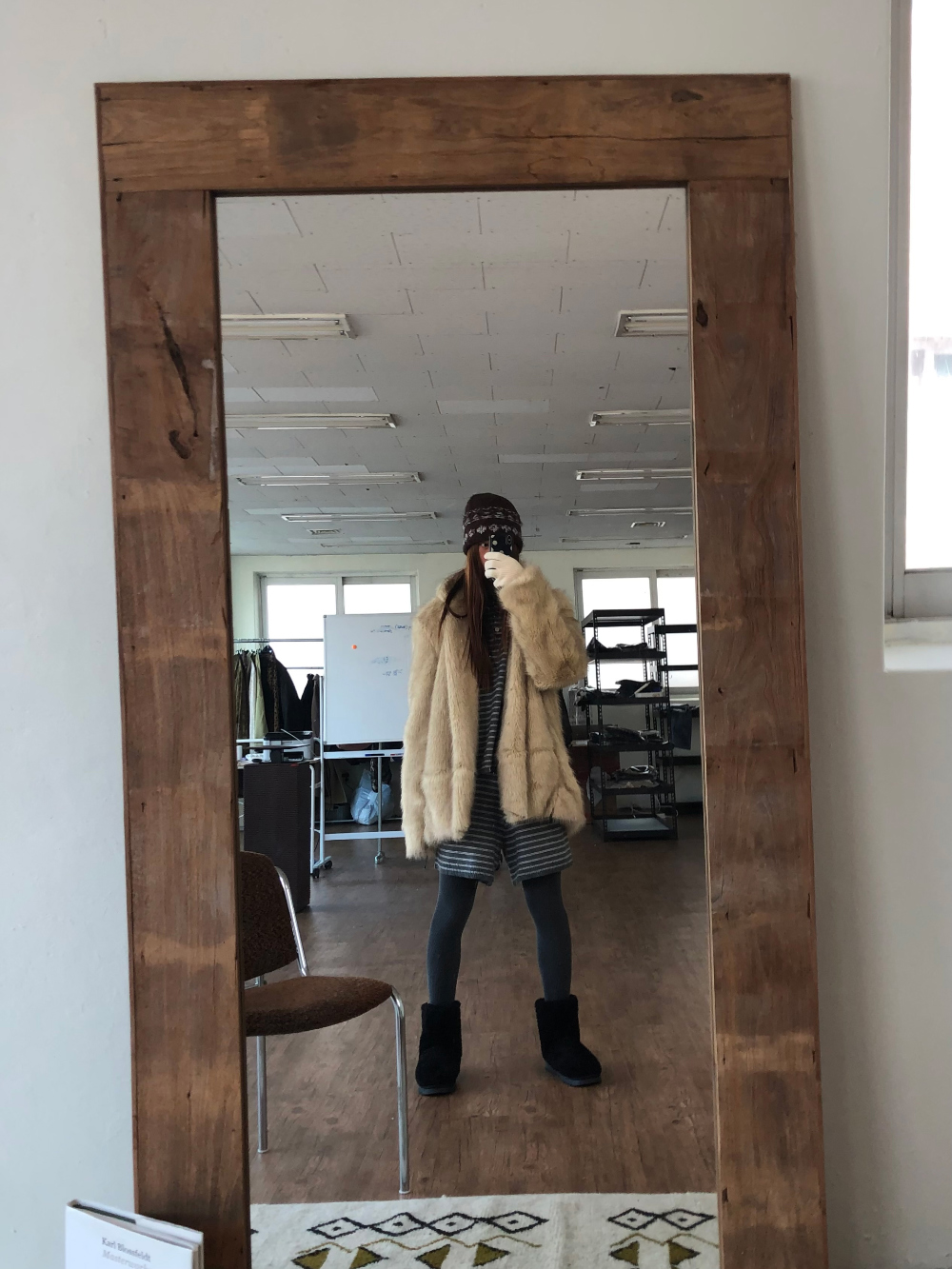 코트 모델 착용 이미지-S1L59