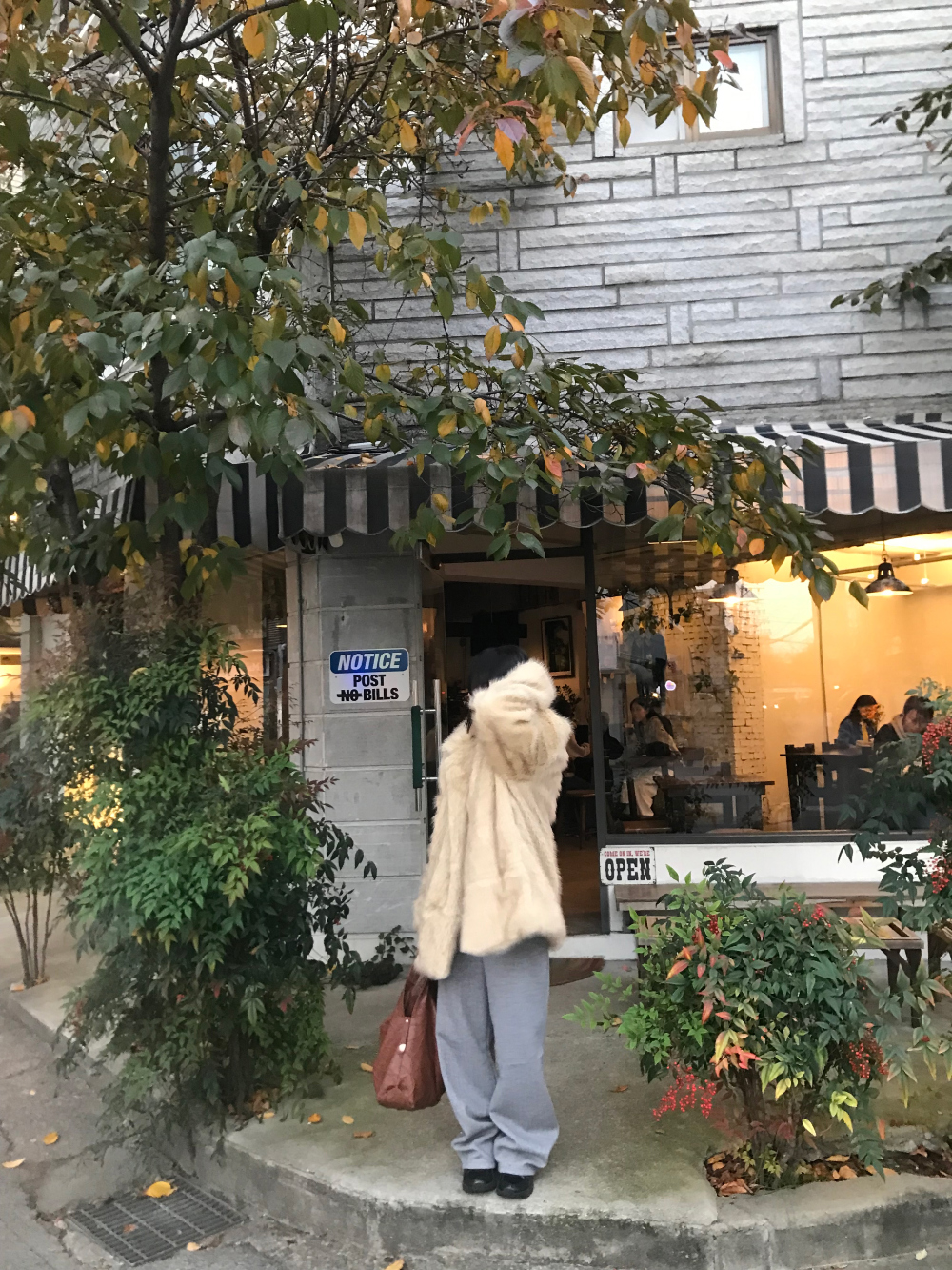 코트 모델 착용 이미지-S1L42