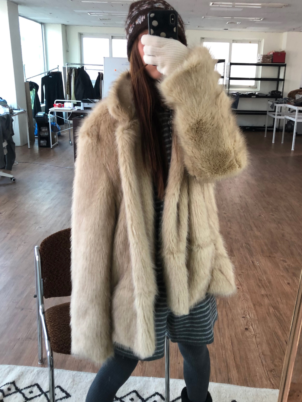 코트 모델 착용 이미지-S1L53